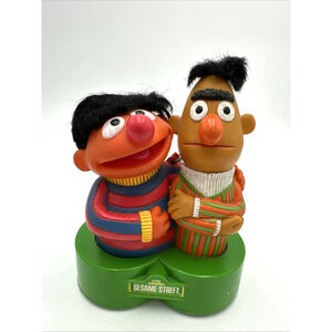 Vintage 1976 Muppets Sesame Street Radio Bert And Ernie AM Radio